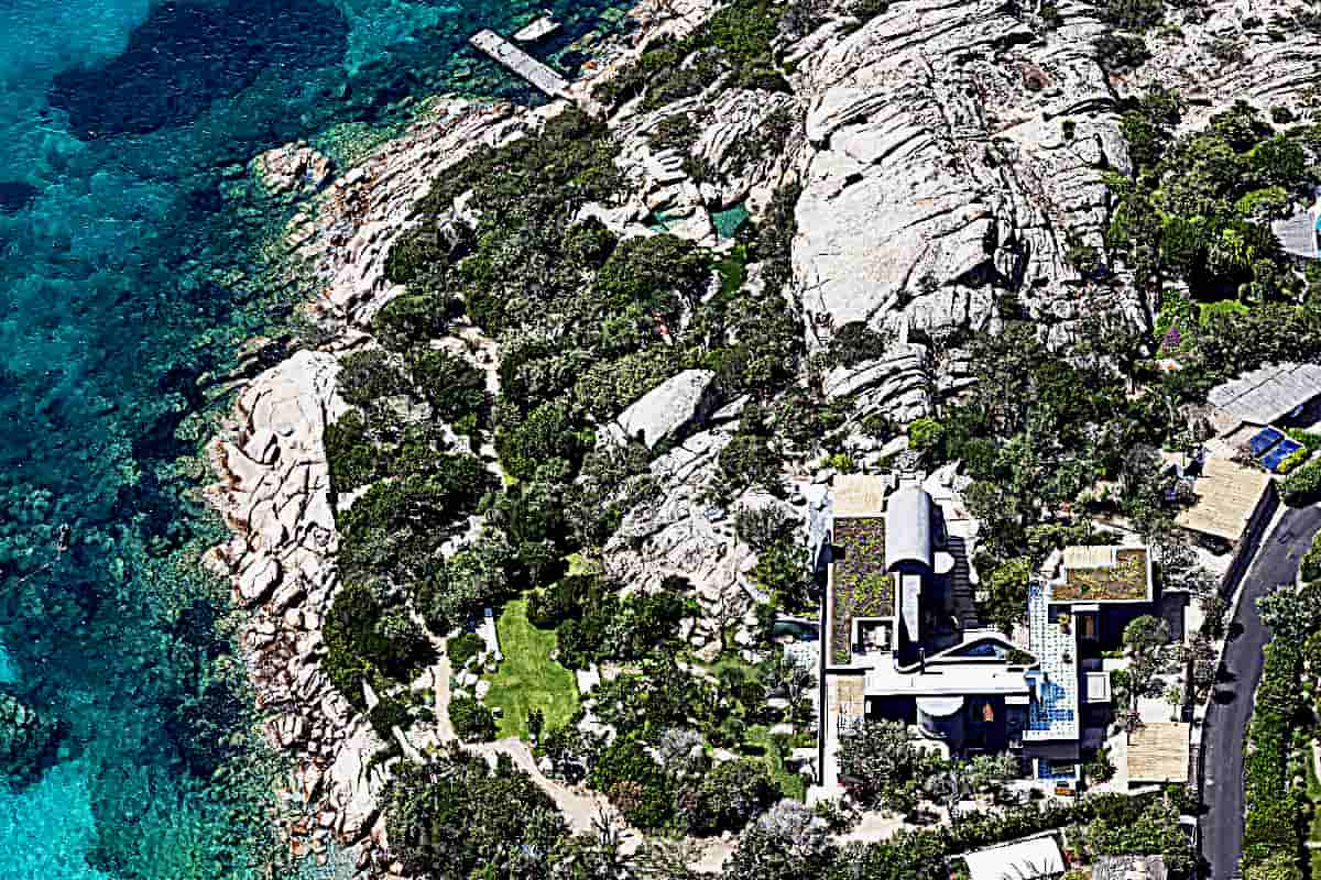 Sardinia, Italy is the Home to some of the Most Iconic Vacation Villas and Resorts; House in Sardinia Stera Architectures Tiziano Canu