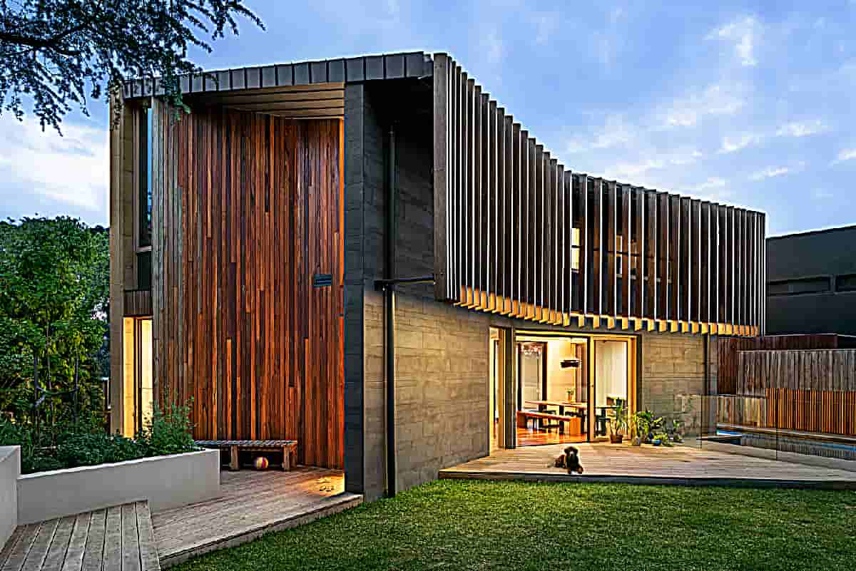Boulevard House is an exemplar of passive solar design sits comfortably in its context providing a robust, exciting, and flexible home