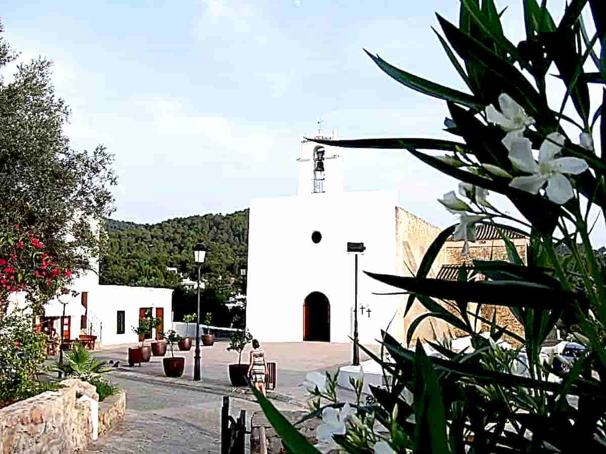 04 - Ibiza is a picturesque island with unexpected Stunning Places to Visit