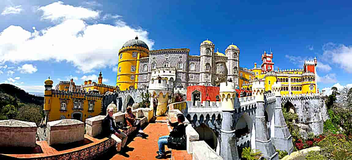 The World’s Most Absolutely Amazing And Beautiful Architecture—Pena Palace in Sintra, Portugal