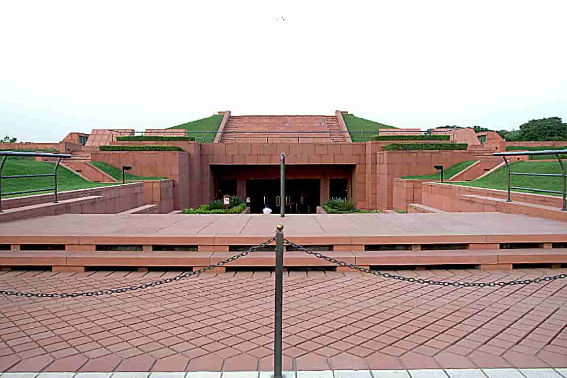 The World’s Most Absolutely Amazing And Beautiful Architecture—The Lotus Temple in New Delhi, India