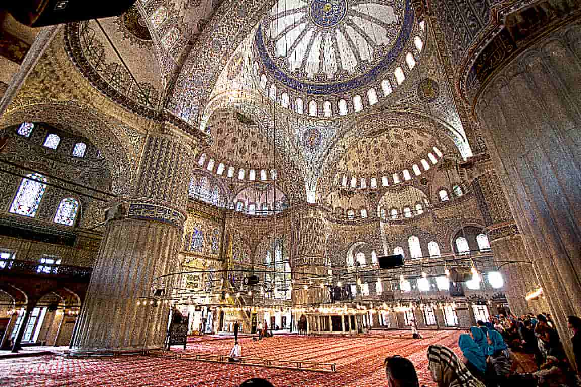 The World’s Most Absolutely Amazing And Beautiful Architecture—The Blue Mosque in Istanbul, Turkey