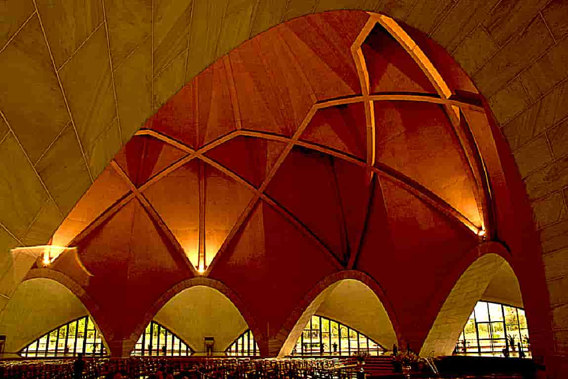 The World’s Most Absolutely Amazing And Beautiful Architecture—The Lotus Temple in New Delhi, India