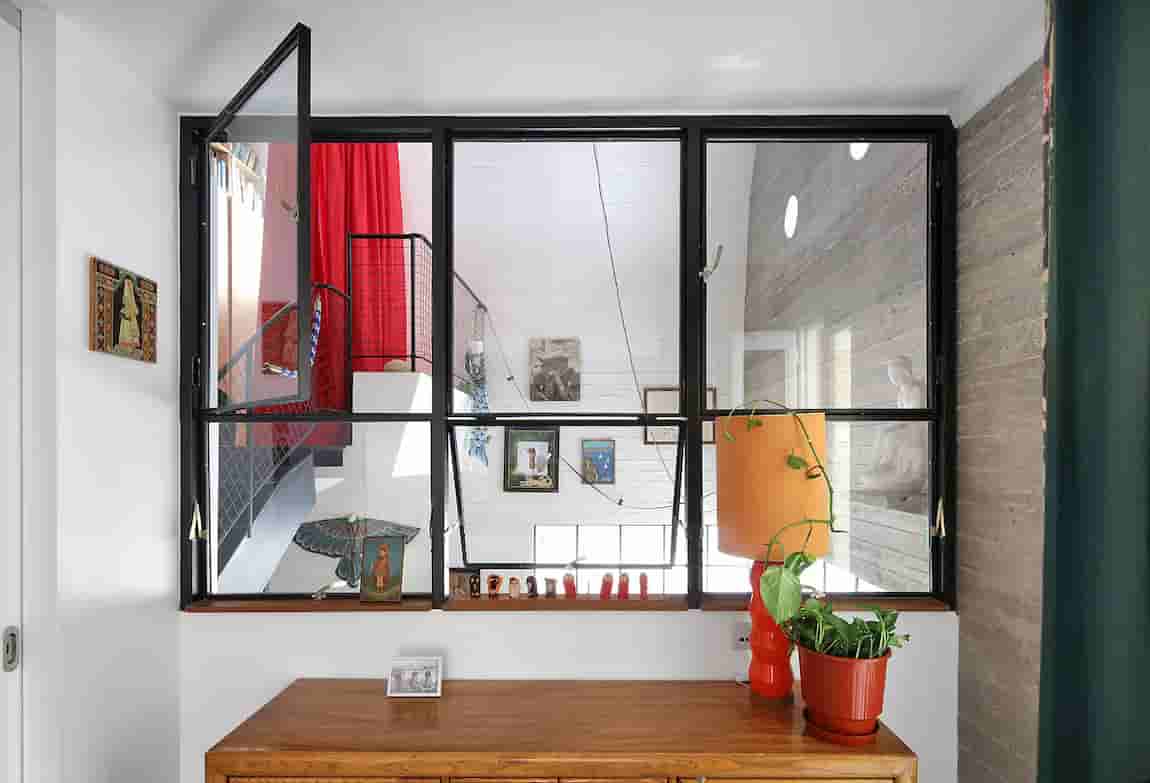 The Art of Collage Meets the Art of Adaptive Reuse in Point Supreme's Petralona House