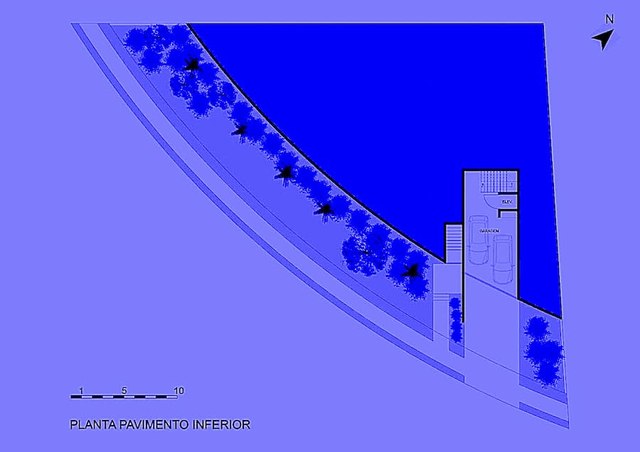 Casa 14-bis, Its Shape Another Peculiarity of the Having Only Three Sides