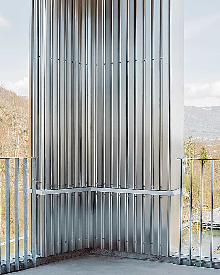 The core torque rotates from the inside out like a turbine-type building—The Residential Building Turbinenhaus