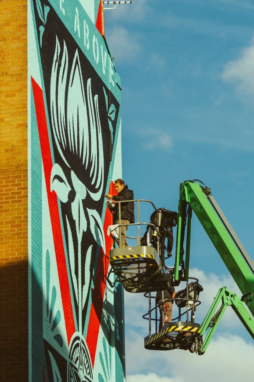 In London, a 15-Foot Flower Advocates for Environmental Justice