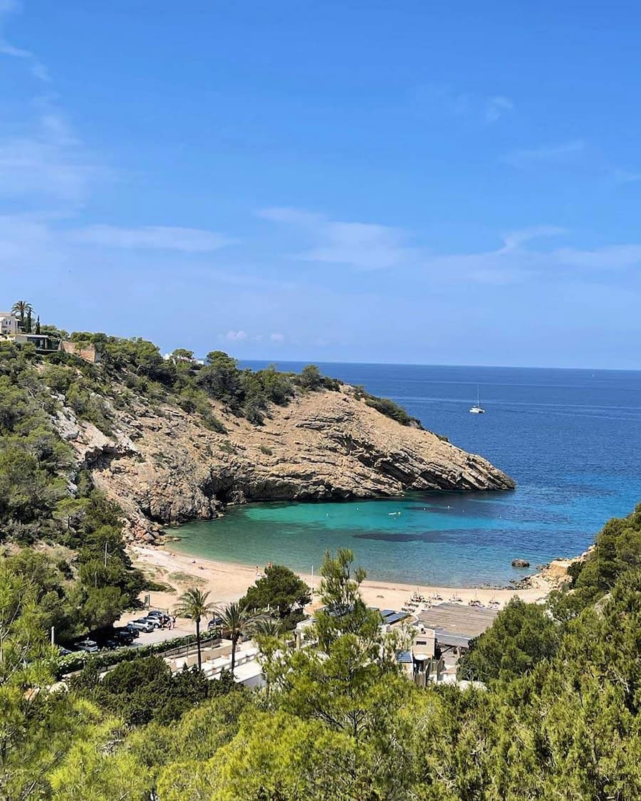 5 Stunning Places to Visit in Ibiza