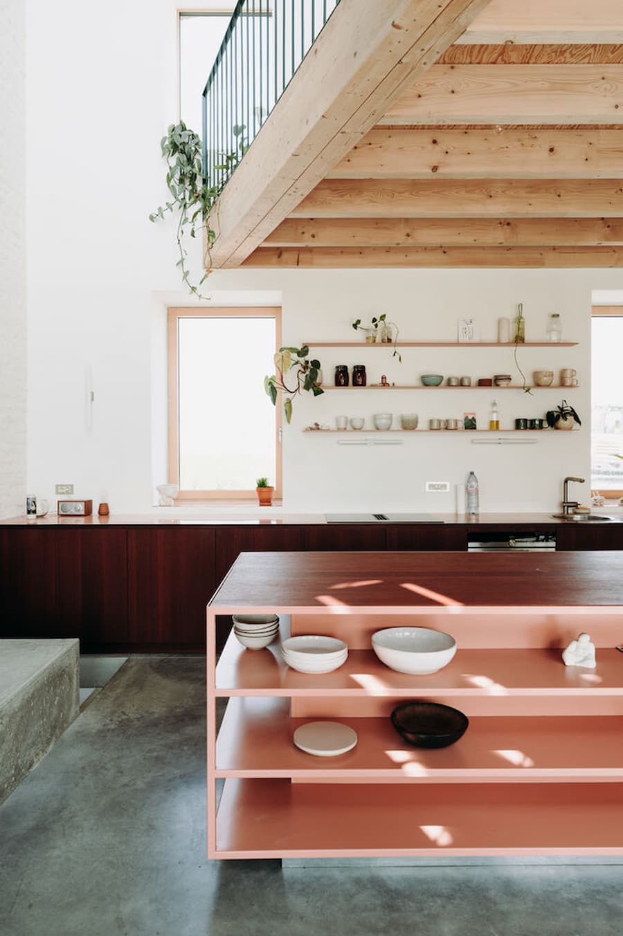 The Lyco House Design Stands Out Through a Particular Architectural Intervention