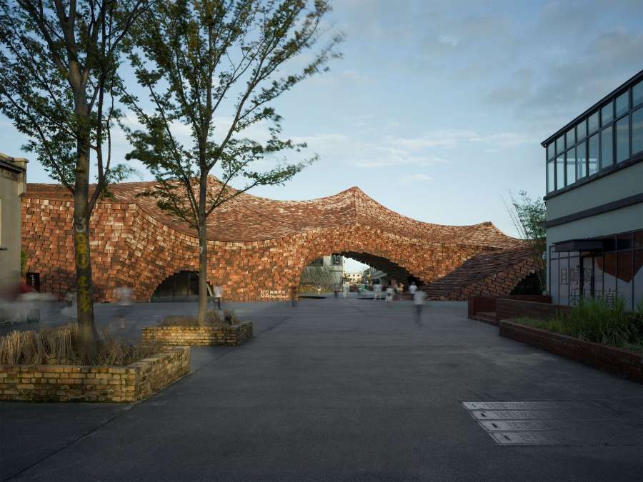 Kengo Kuma Marries Artisanal Craftsmanship with Cutting-Edge Technology in Yixing’s UCCA Clay Museum