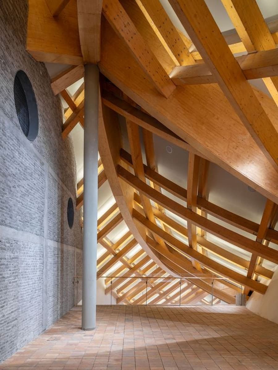 Kengo Kuma Marries Artisanal Craftsmanship with Cutting-Edge Technology in Yixing’s UCCA Clay Museum