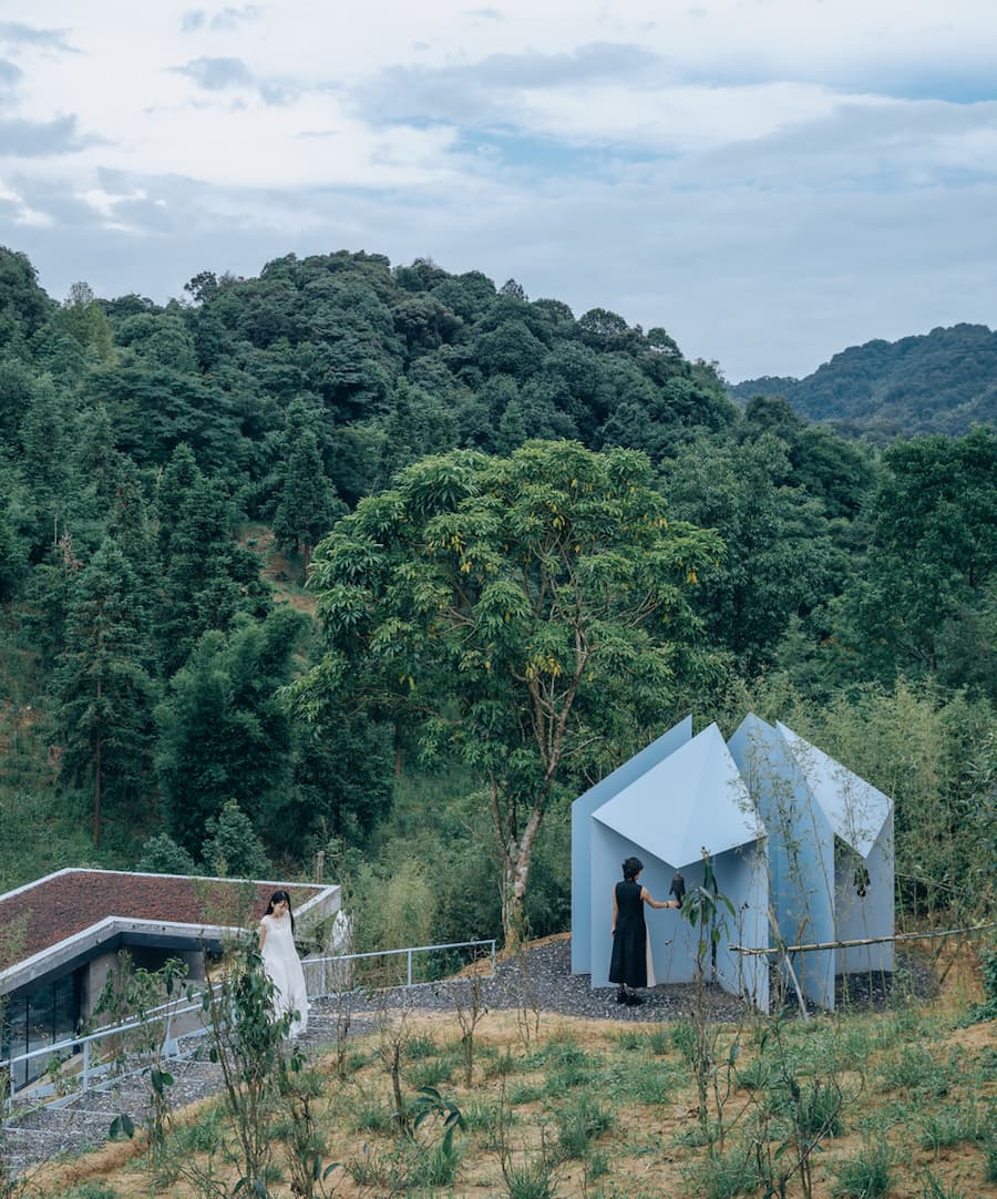 Half-Mountain Cloud Station—"Two-Mountain Architectural Art Program" 