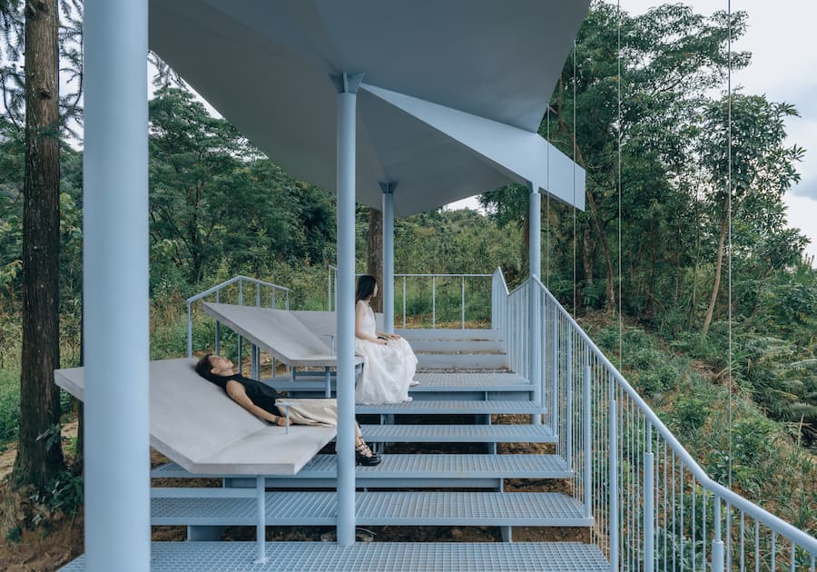 Half-Mountain Cloud Station—"Two-Mountain Architectural Art Program" 