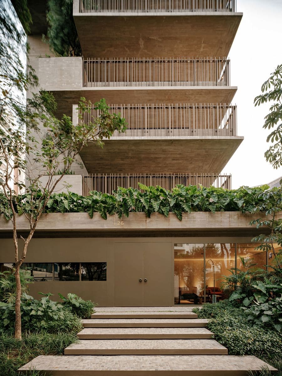 Ibaté Residential Tower in São Paulo Combines Monumentality and Privacy 