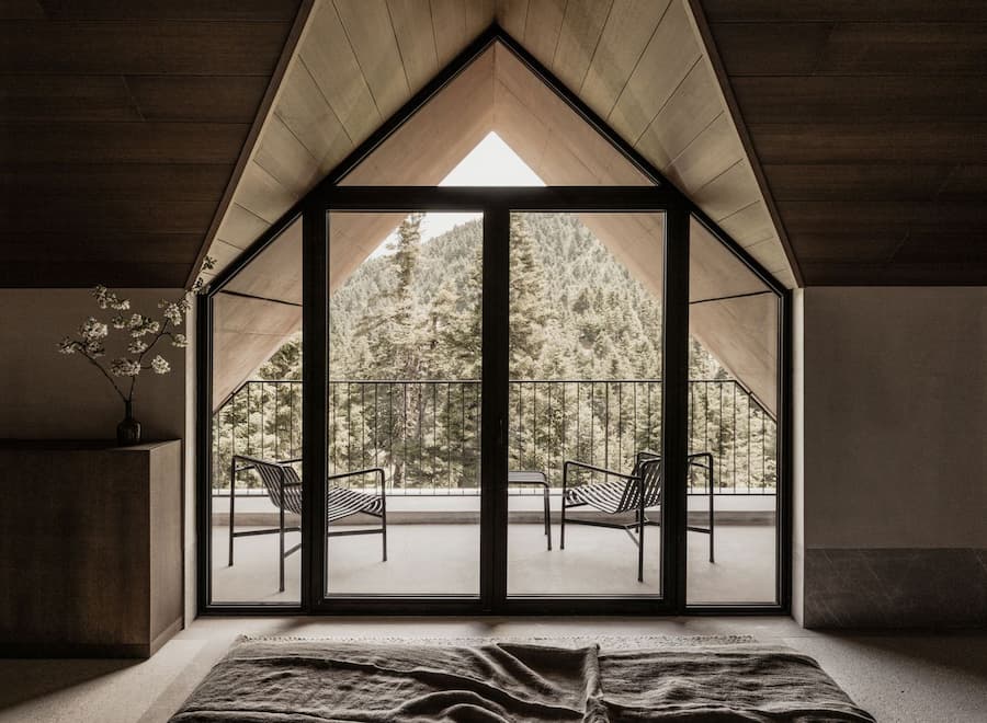 Rekindling Idyllic MANNA at a Design-Led Retreat in the Greek Mountains