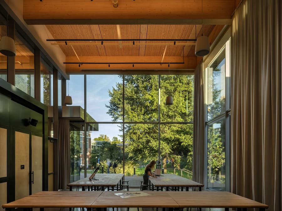 彭博學生中心專為學生生活而建的設施