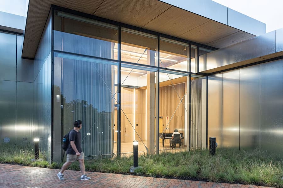 彭博學生中心專為學生生活而建的設施