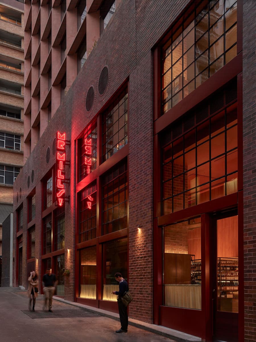 一家令人耳目一新、獨具特色的飯店，體現了墨爾本的文化活力