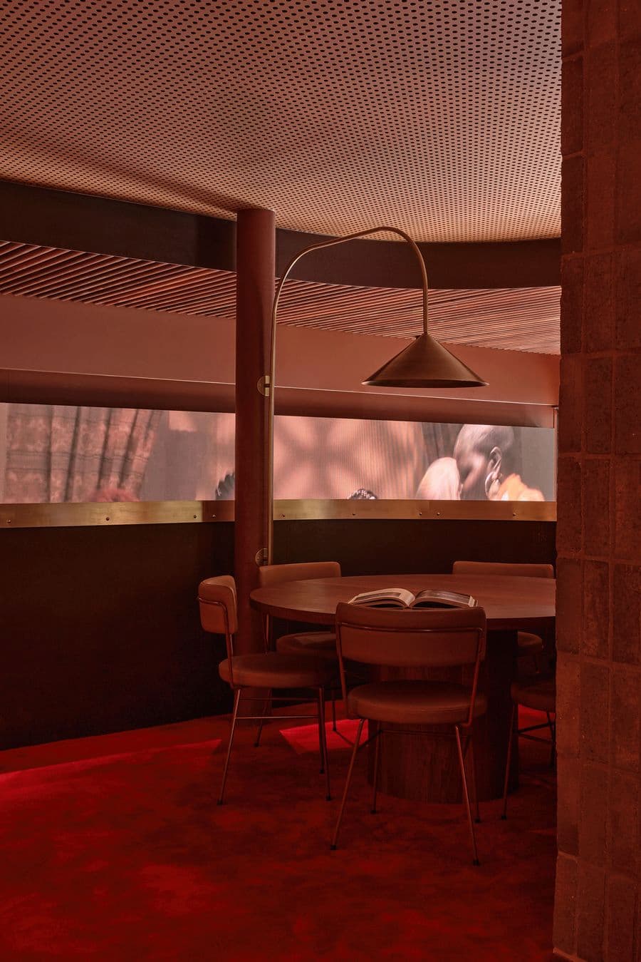 一家令人耳目一新、獨具特色的飯店，體現了墨爾本的文化活力