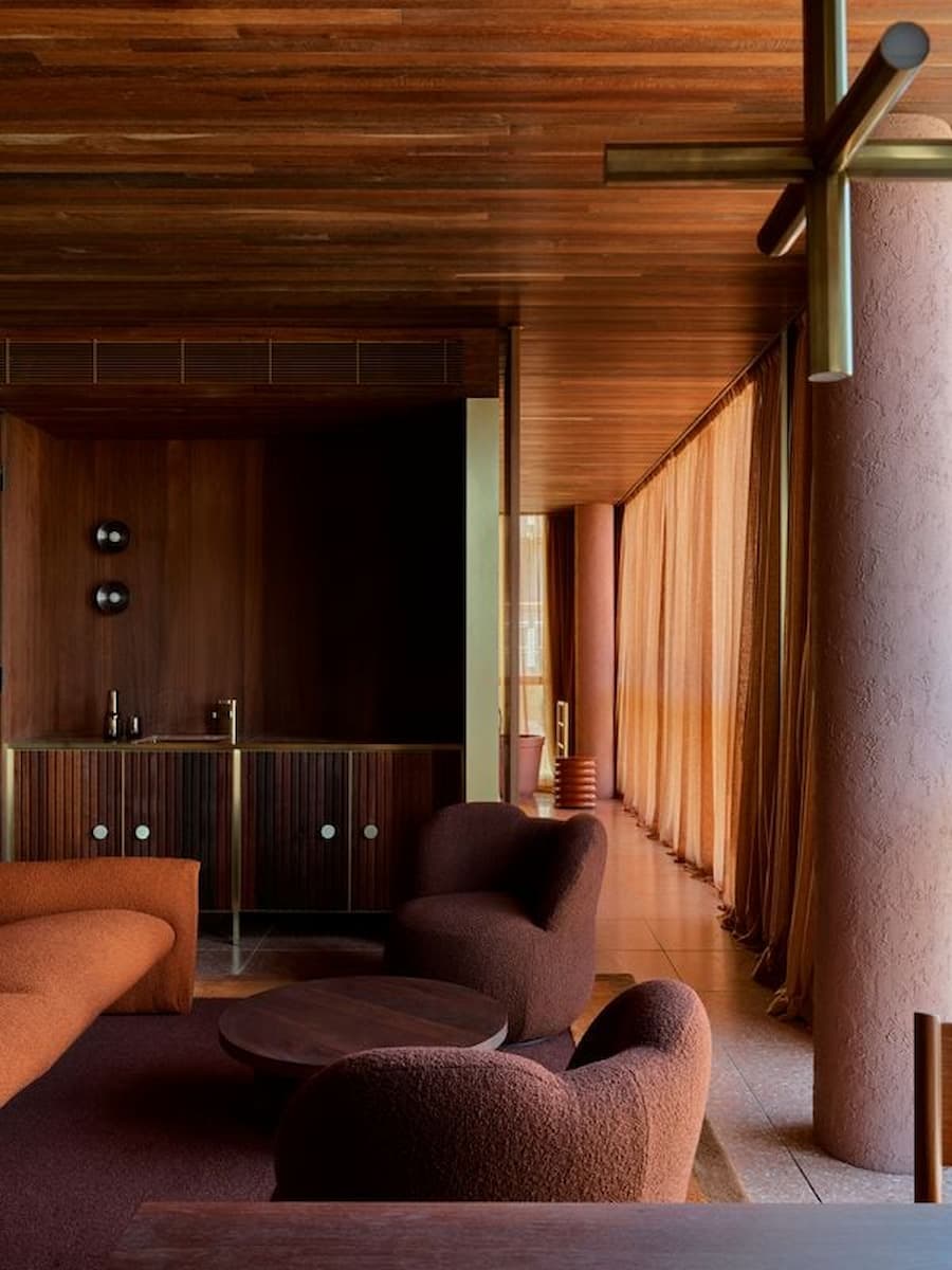 一家令人耳目一新、獨具特色的飯店，體現了墨爾本的文化活力