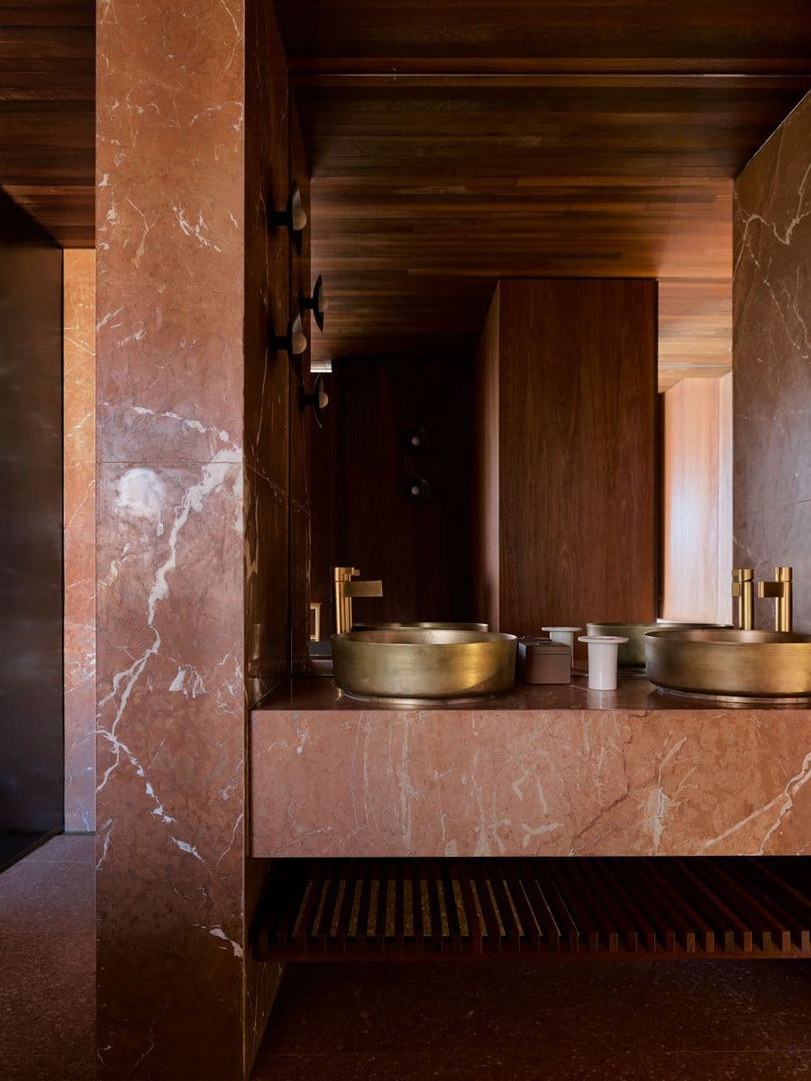 一家令人耳目一新、獨具特色的飯店，體現了墨爾本的文化活力