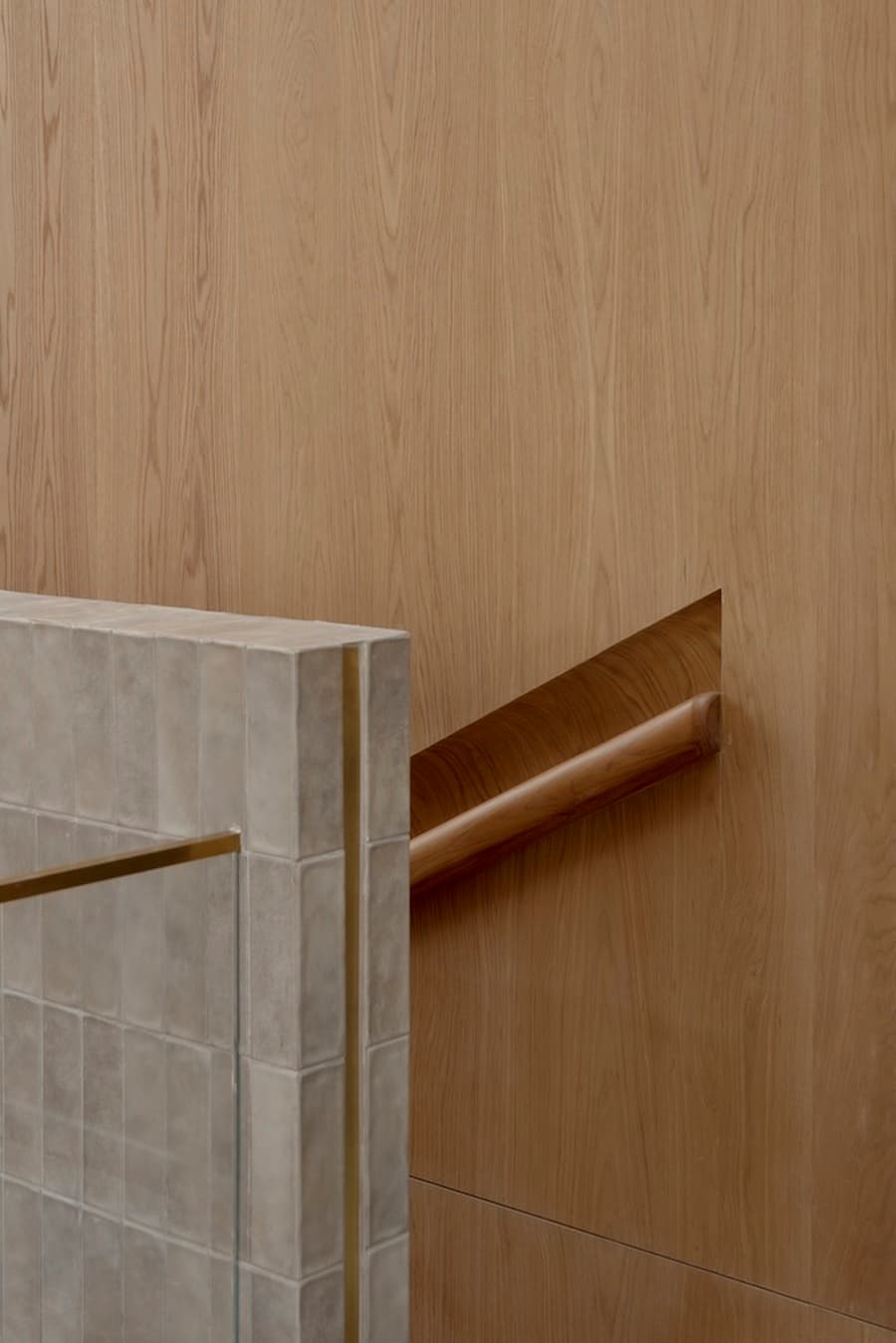 在城市帶凹槽的音量景觀