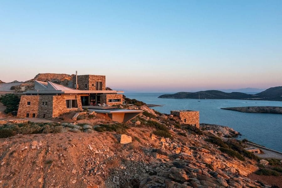 Antiparos 島現代避暑別墅，面向愛琴海的景觀