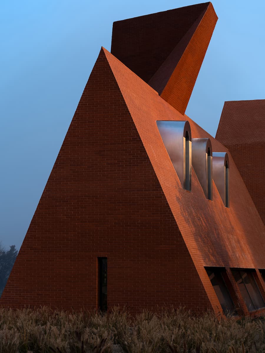 突出量體像是被硬插進去