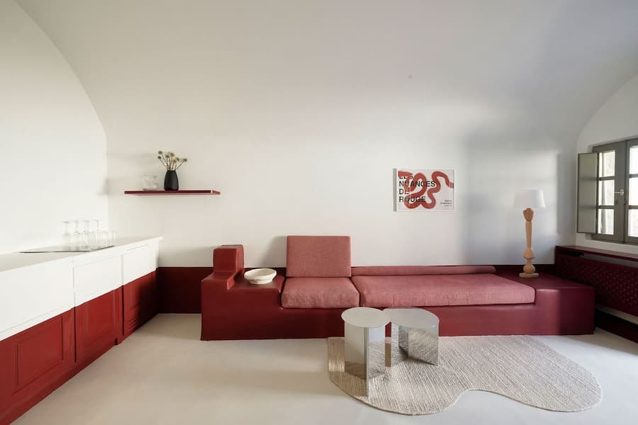 Light and space in Cycladic cave suite Santorini