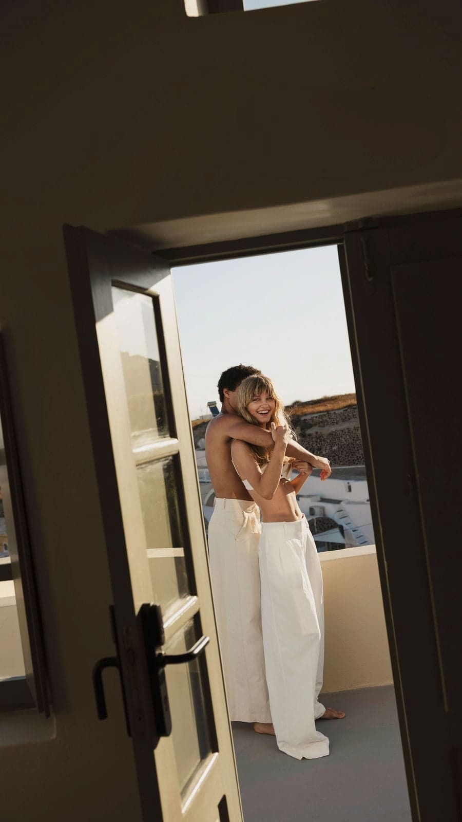 Light and space in Cycladic cave suite Santorini