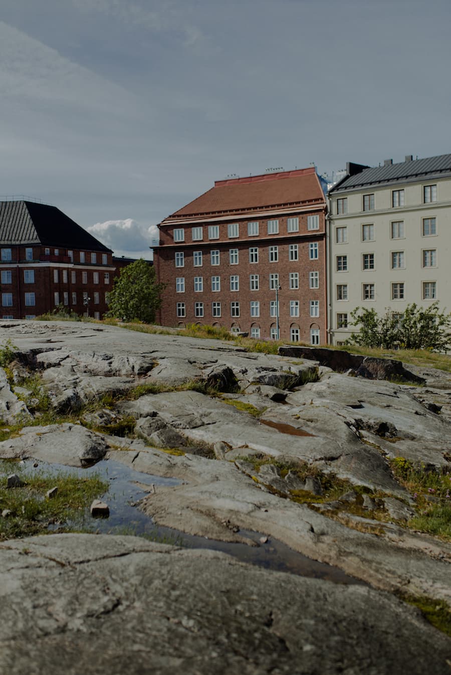 裸露岩盤與城市邊界的接觸狀態