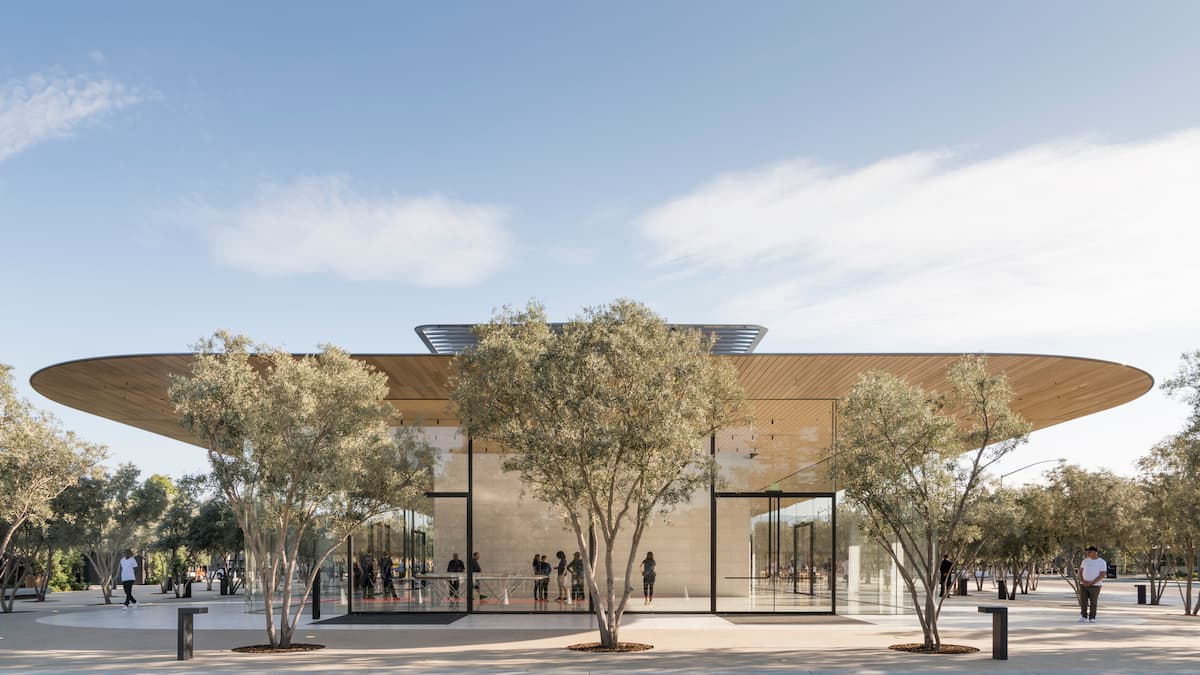 Apple Store surrounded by landscape and open public circulation