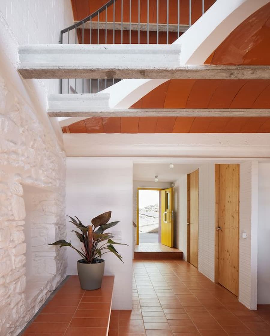 Catalan vaulted ceiling above the entrance hallway at Ca la Carolina by Lacol and Altura Arquitectes.