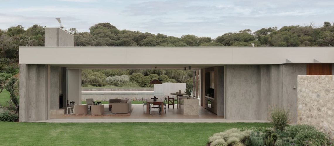 Wildcoast Residence on Mornington Peninsula with coastal garden and swimming pool