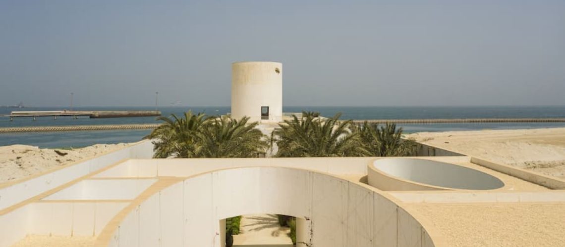 cover00_white_fortress_kuwait_taep_aap_fernando_guerra_fg_sg_yatzer (1)